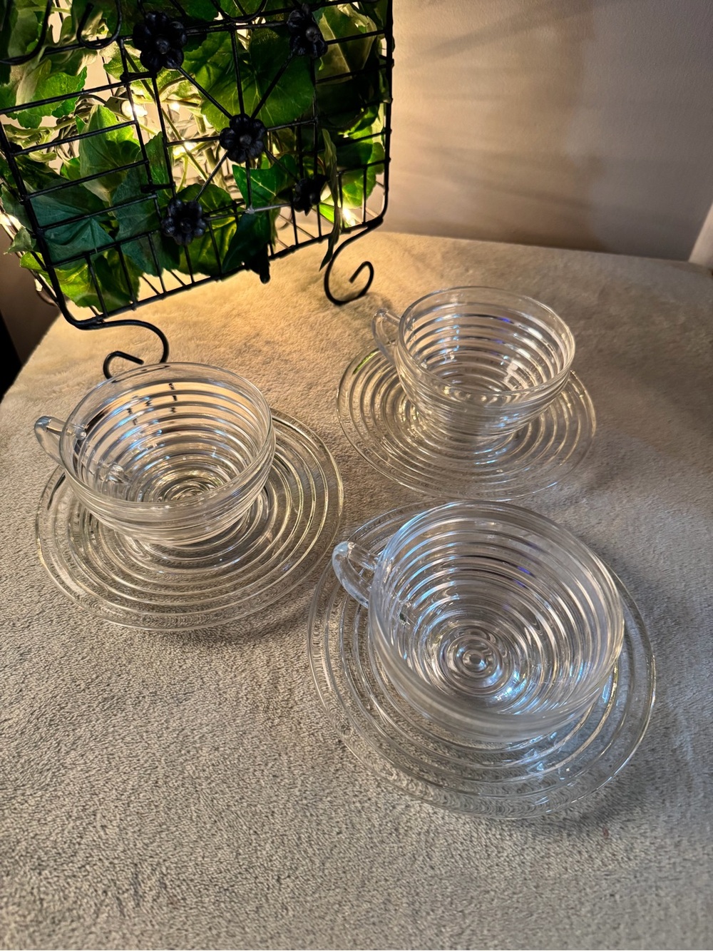 6 pc Anchor Hocking MANHATTAN PATTERN DEPRESSION GLASS Ribbed Cup and Saucers